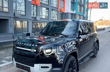 Land Rover Defender 2022