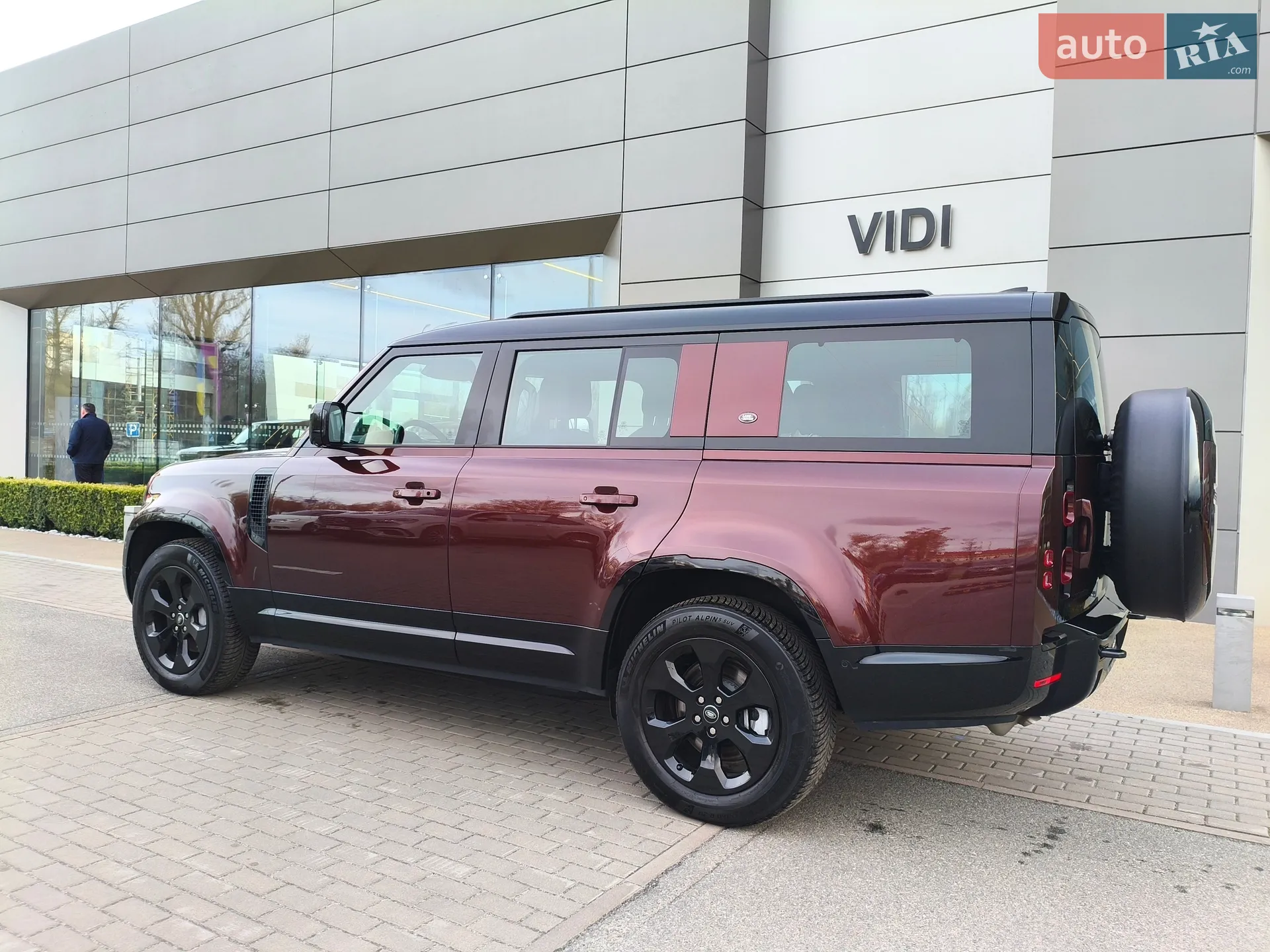 2024 Land Rover Defender - мініатюра 6