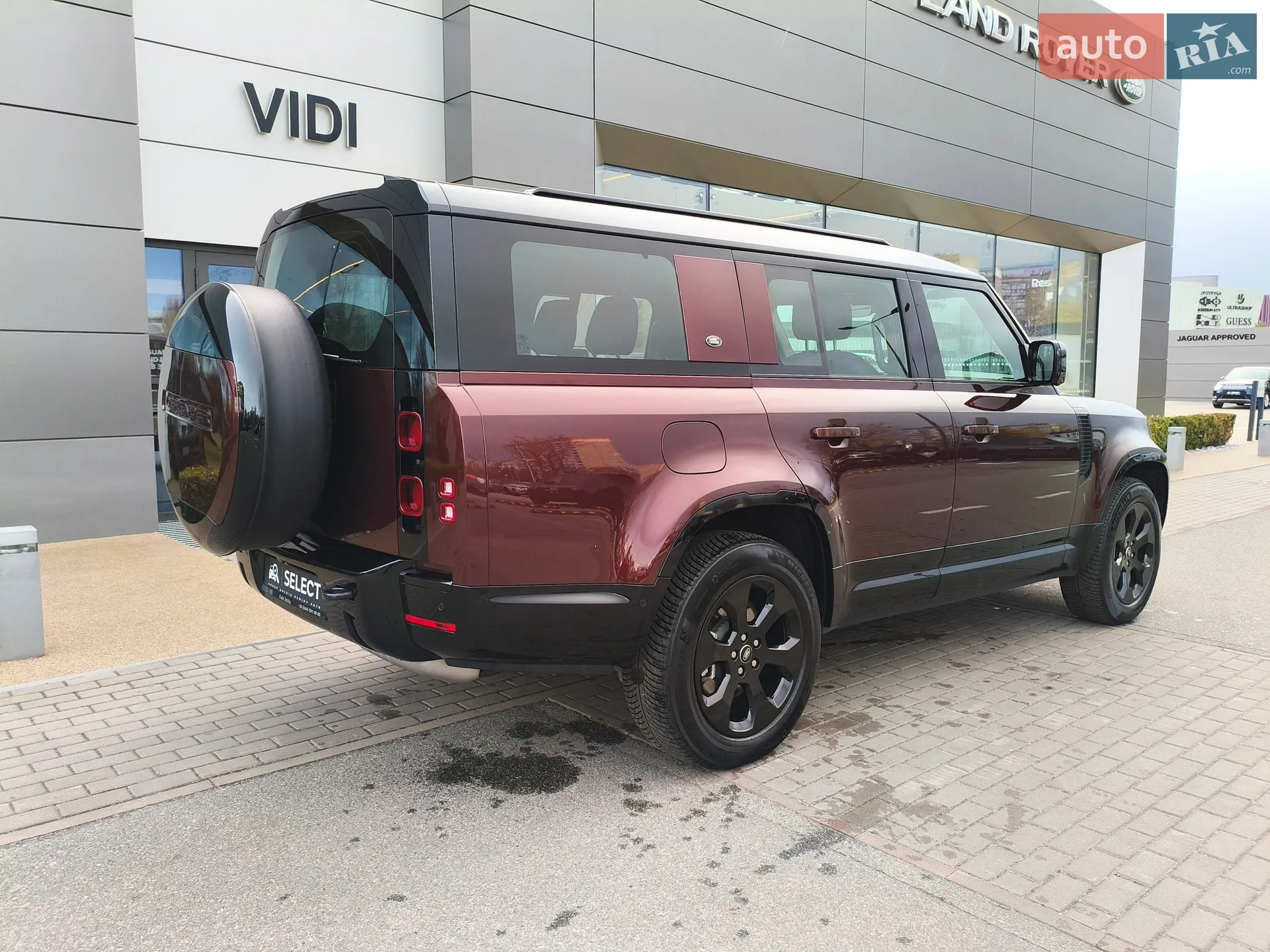 2024 Land Rover Defender - мініатюра 32