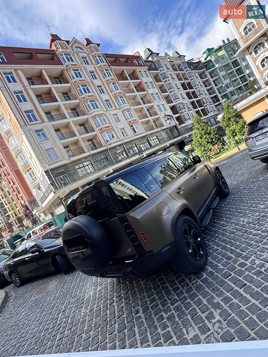 2023 Land Rover Defender - мініатюра 7