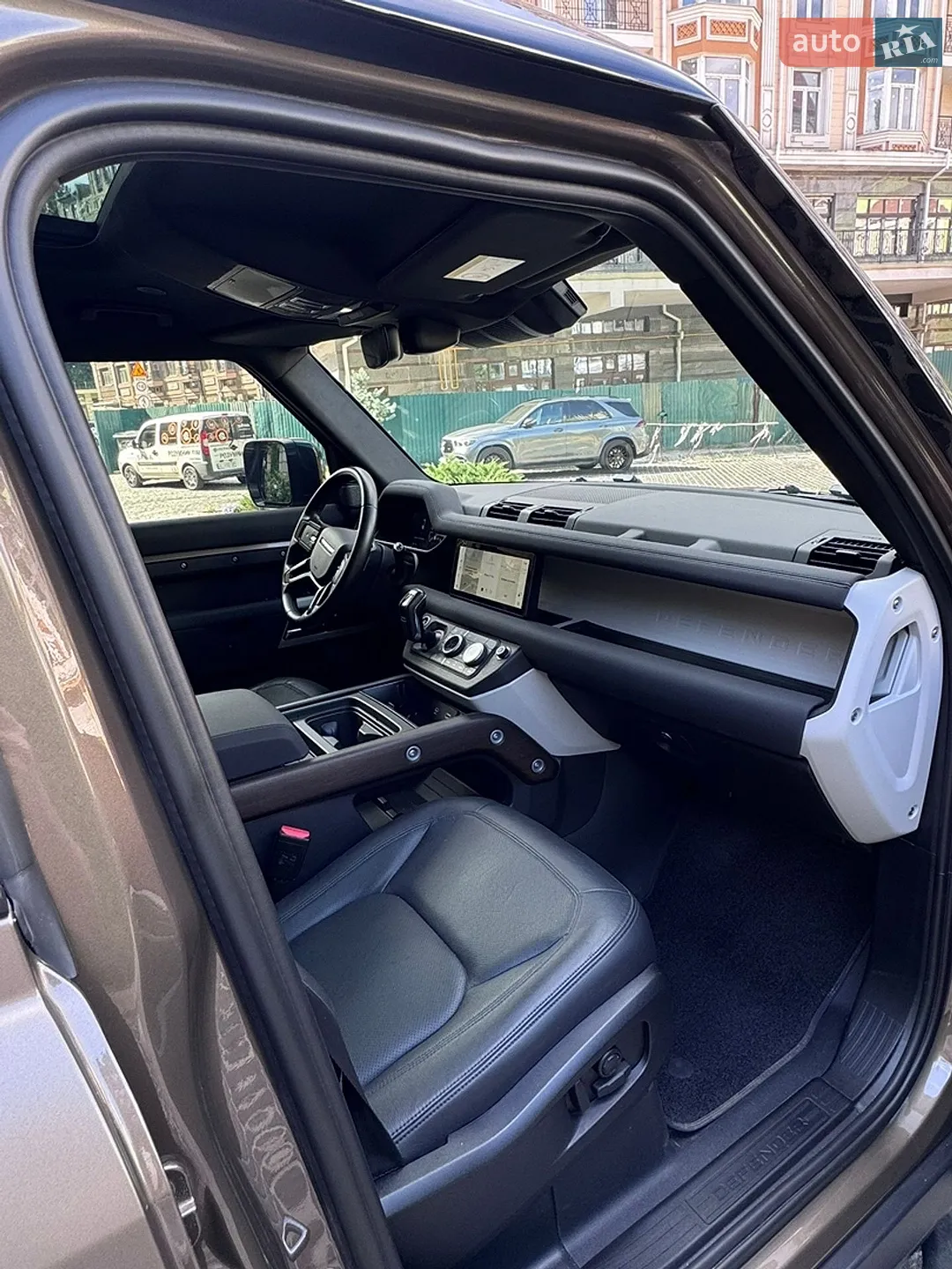 2023 Land Rover Defender - мініатюра 15