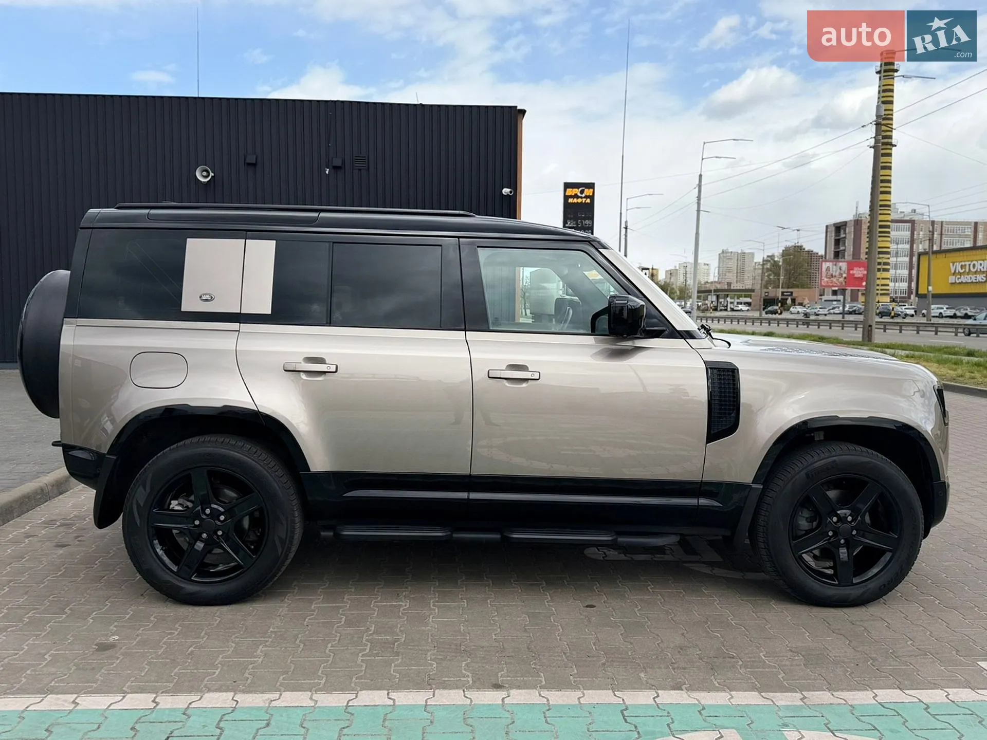 2022 Land Rover Defender - мініатюра 17