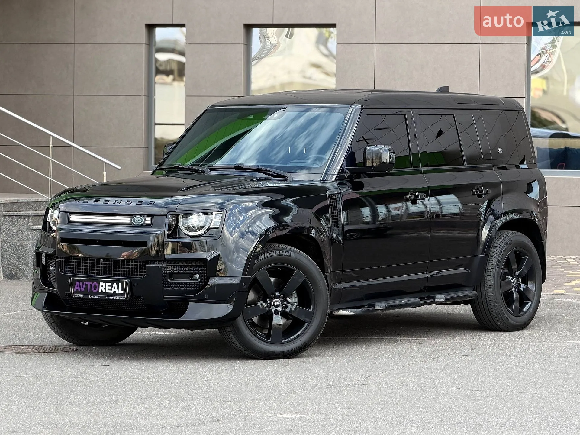 2020 Land Rover Defender - мініатюра 2
