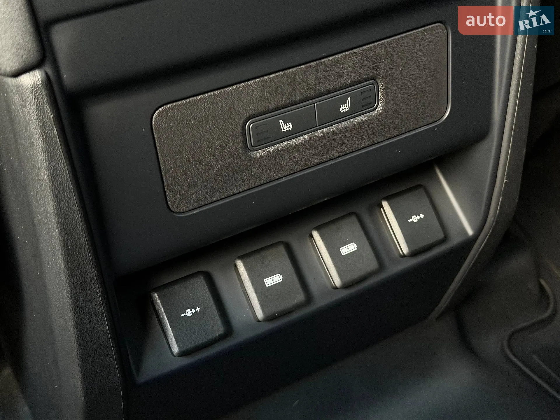 2020 Land Rover Defender - мініатюра 71