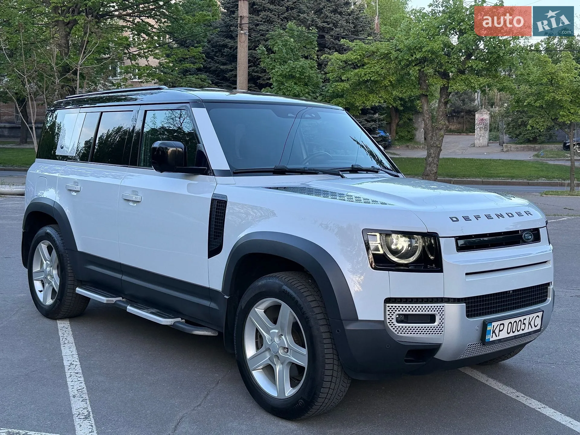 2021 Land Rover Defender - мініатюра 3