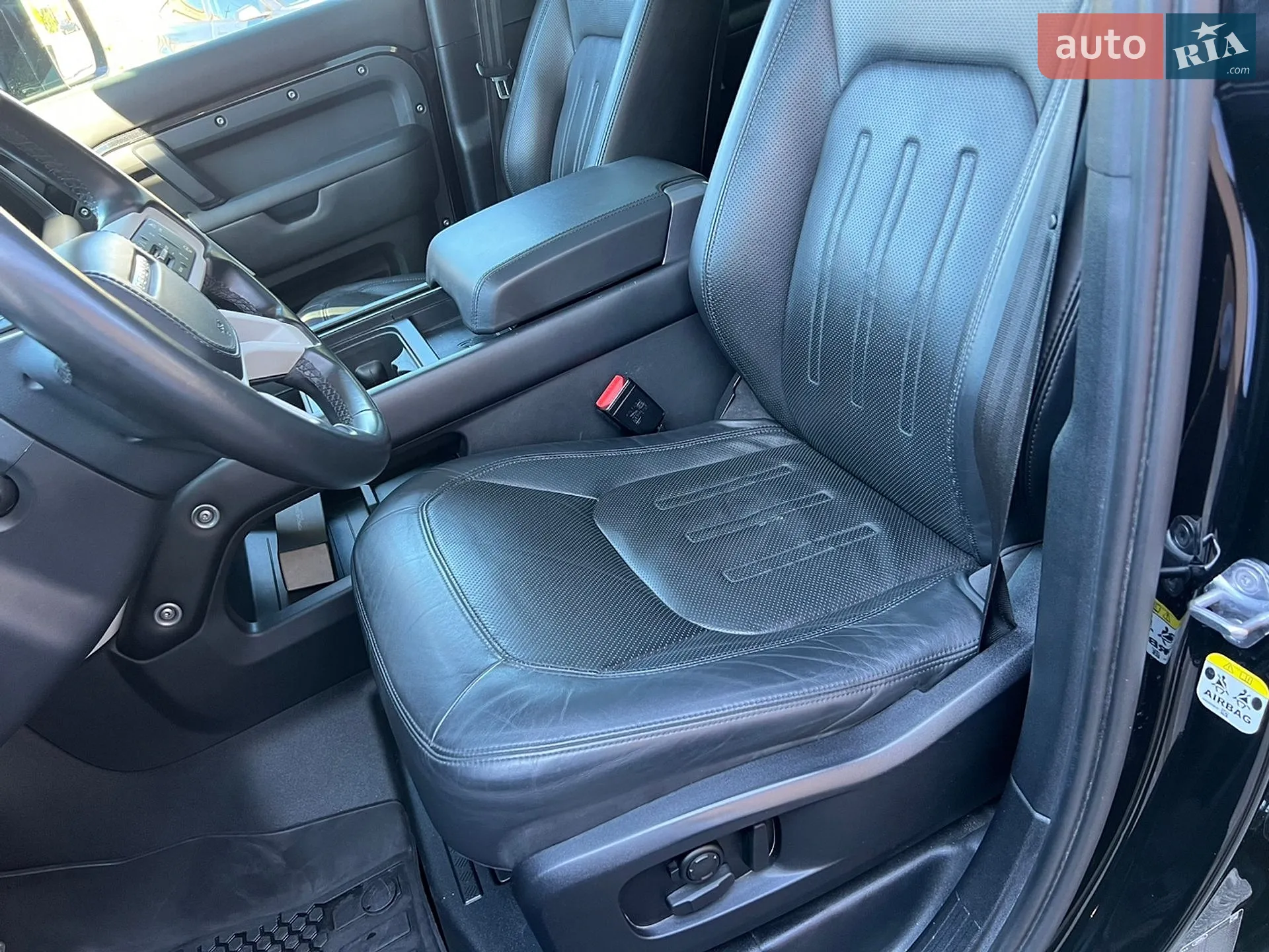 2020 Land Rover Defender - мініатюра 10