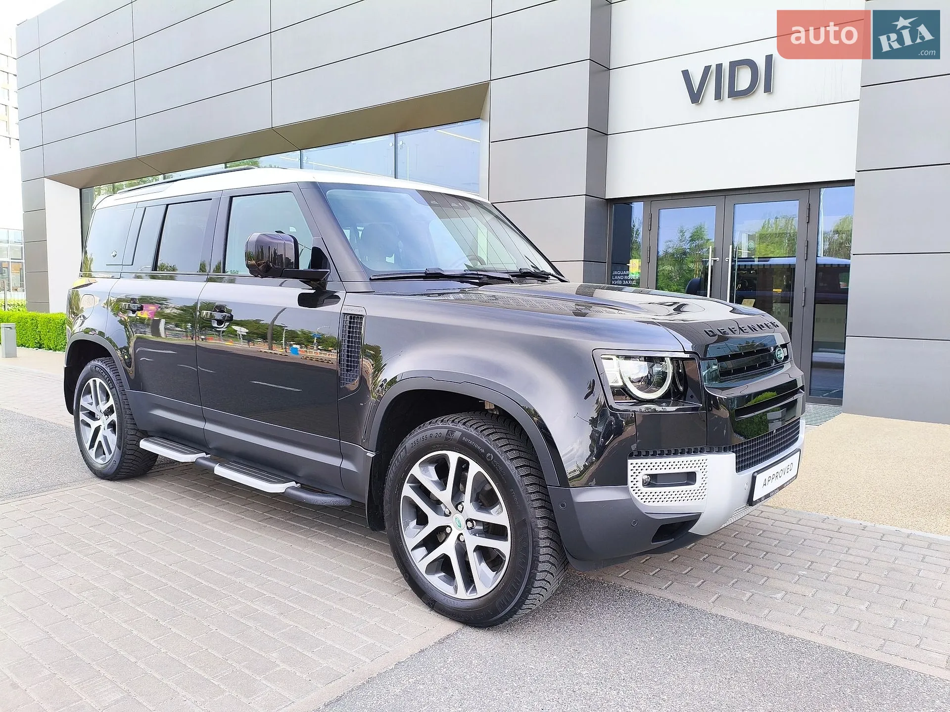 2021 Land Rover Defender - мініатюра 25