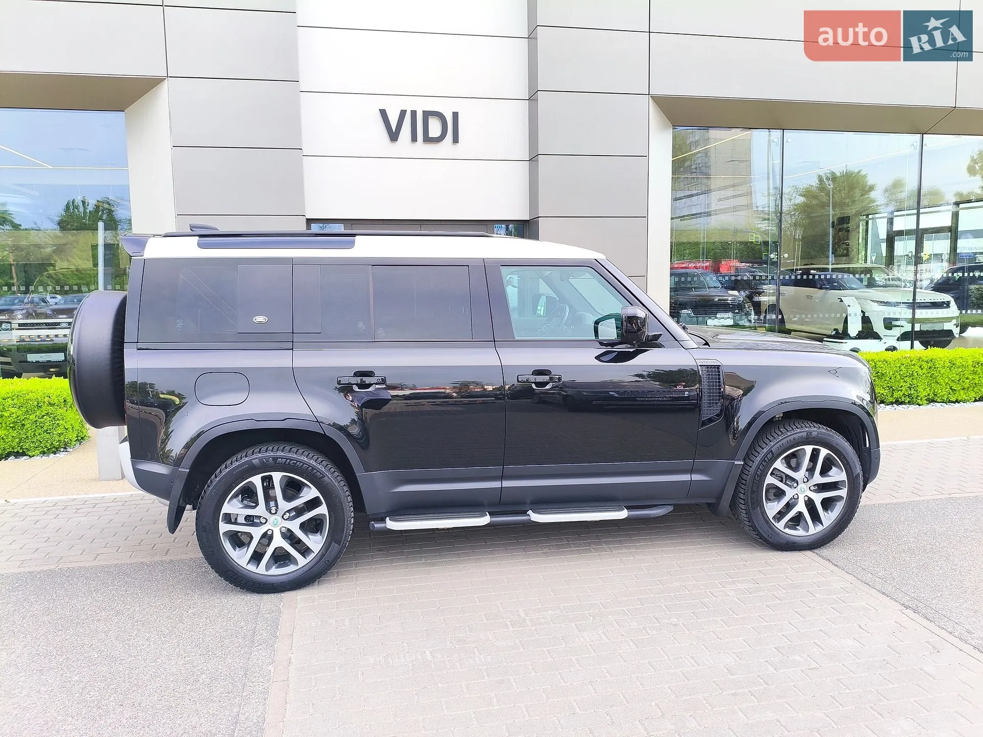 2021 Land Rover Defender - мініатюра 30