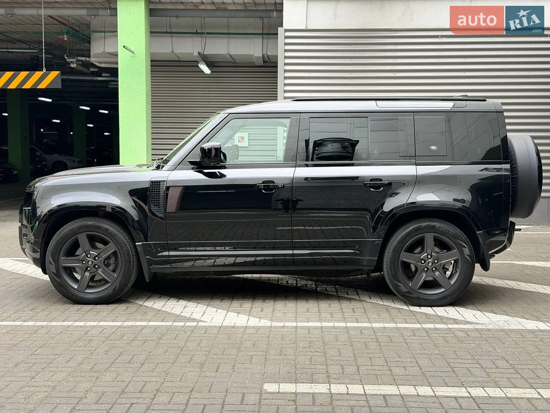 2023 Land Rover Defender - мініатюра 4