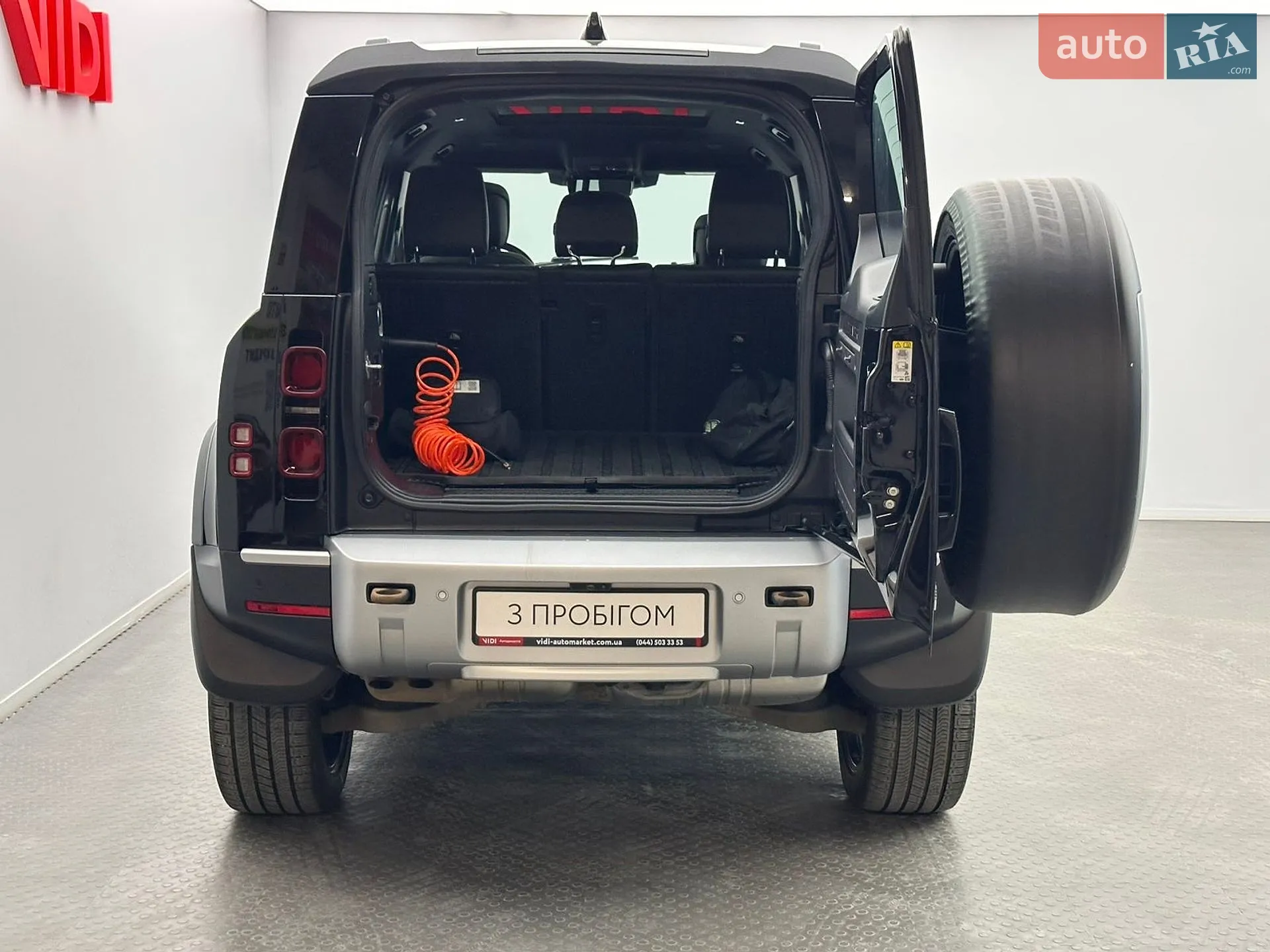 2021 Land Rover Defender - мініатюра 8