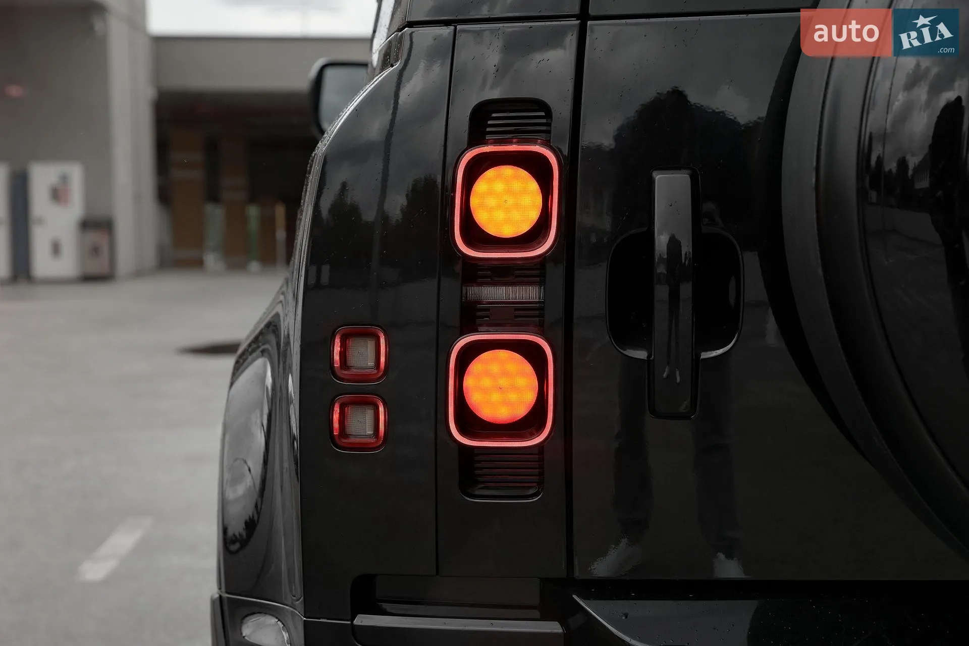 2020 Land Rover Defender - мініатюра 19