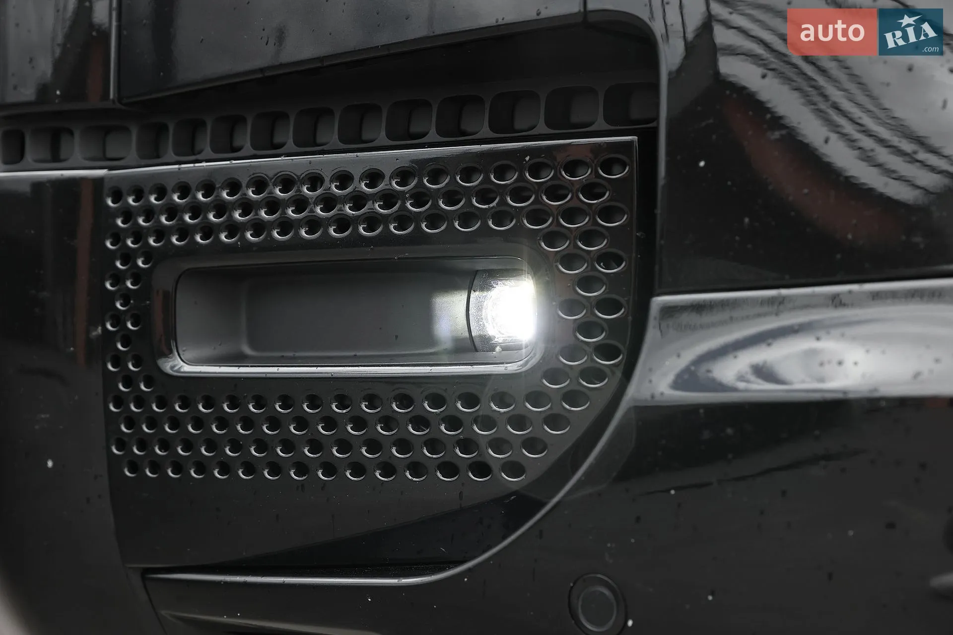2020 Land Rover Defender - мініатюра 23