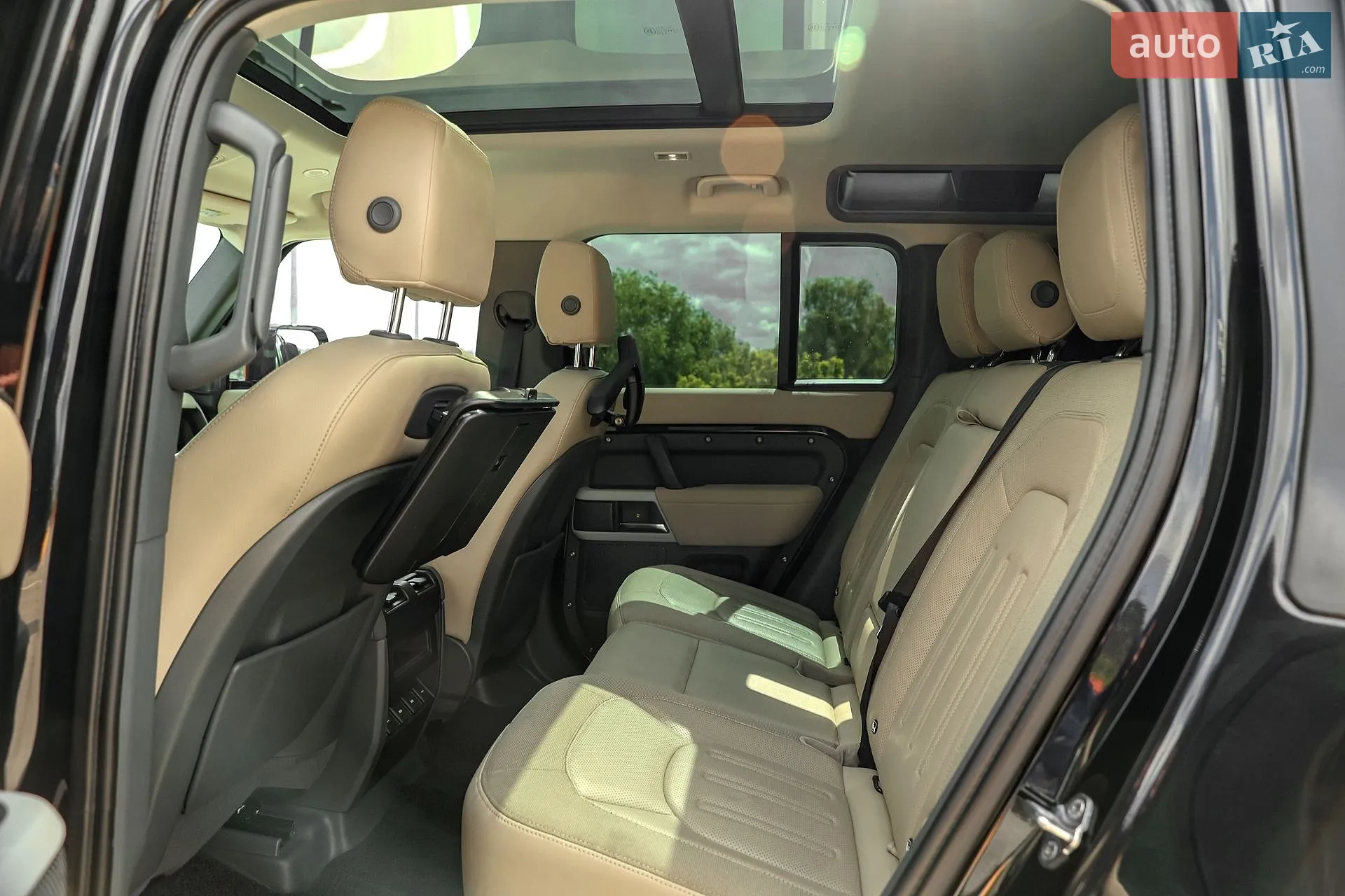 2020 Land Rover Defender - мініатюра 34