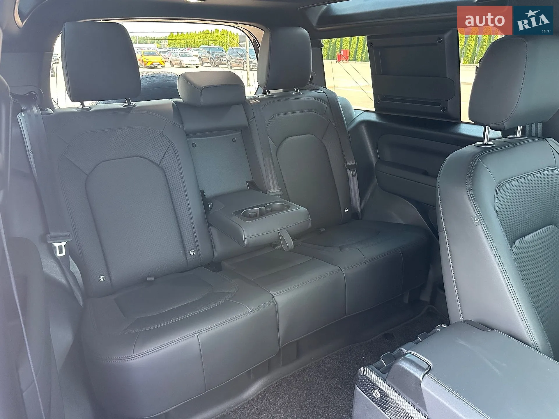 2024 Land Rover Defender - мініатюра 27