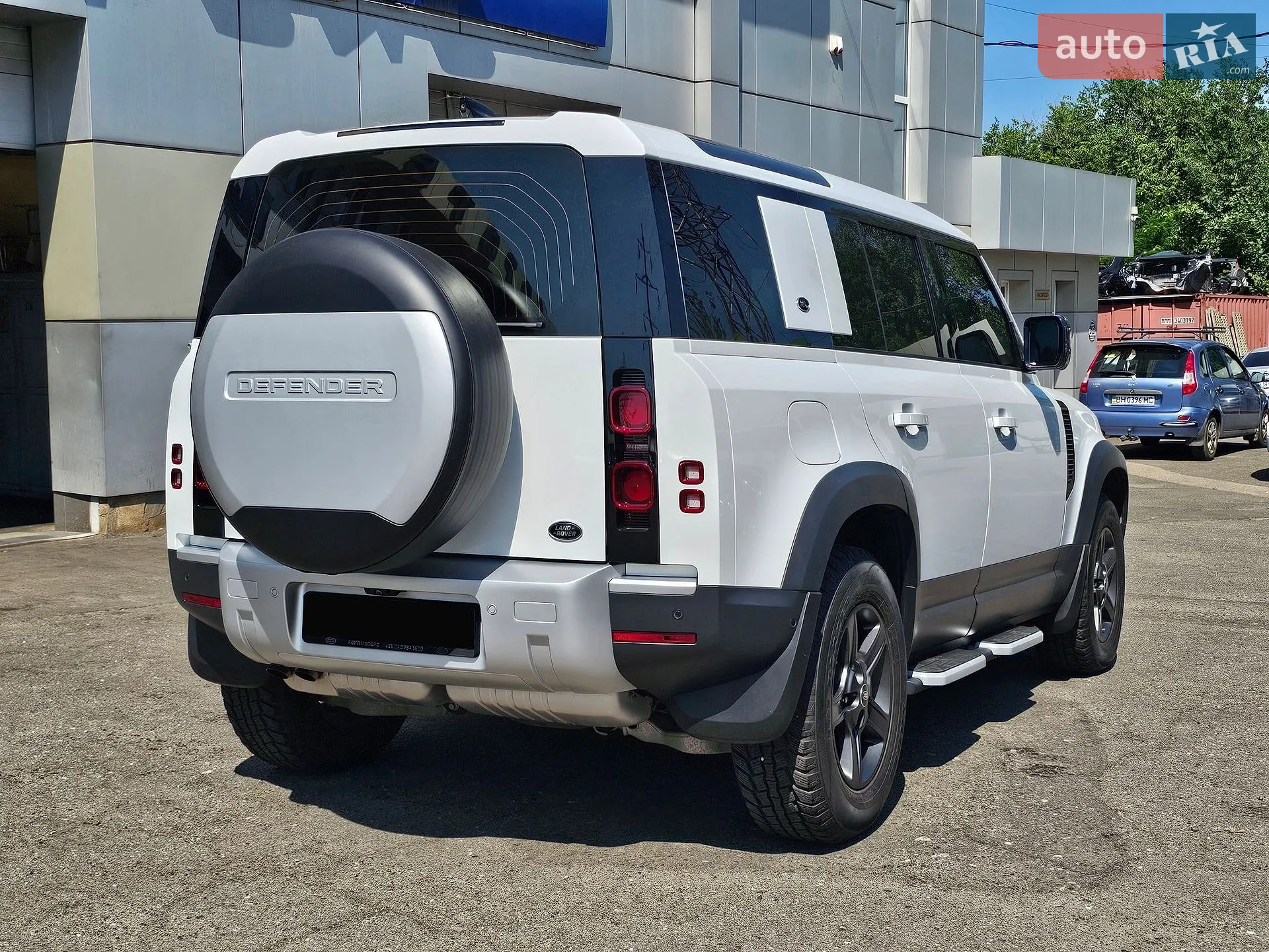 2020 Land Rover Defender - мініатюра 12