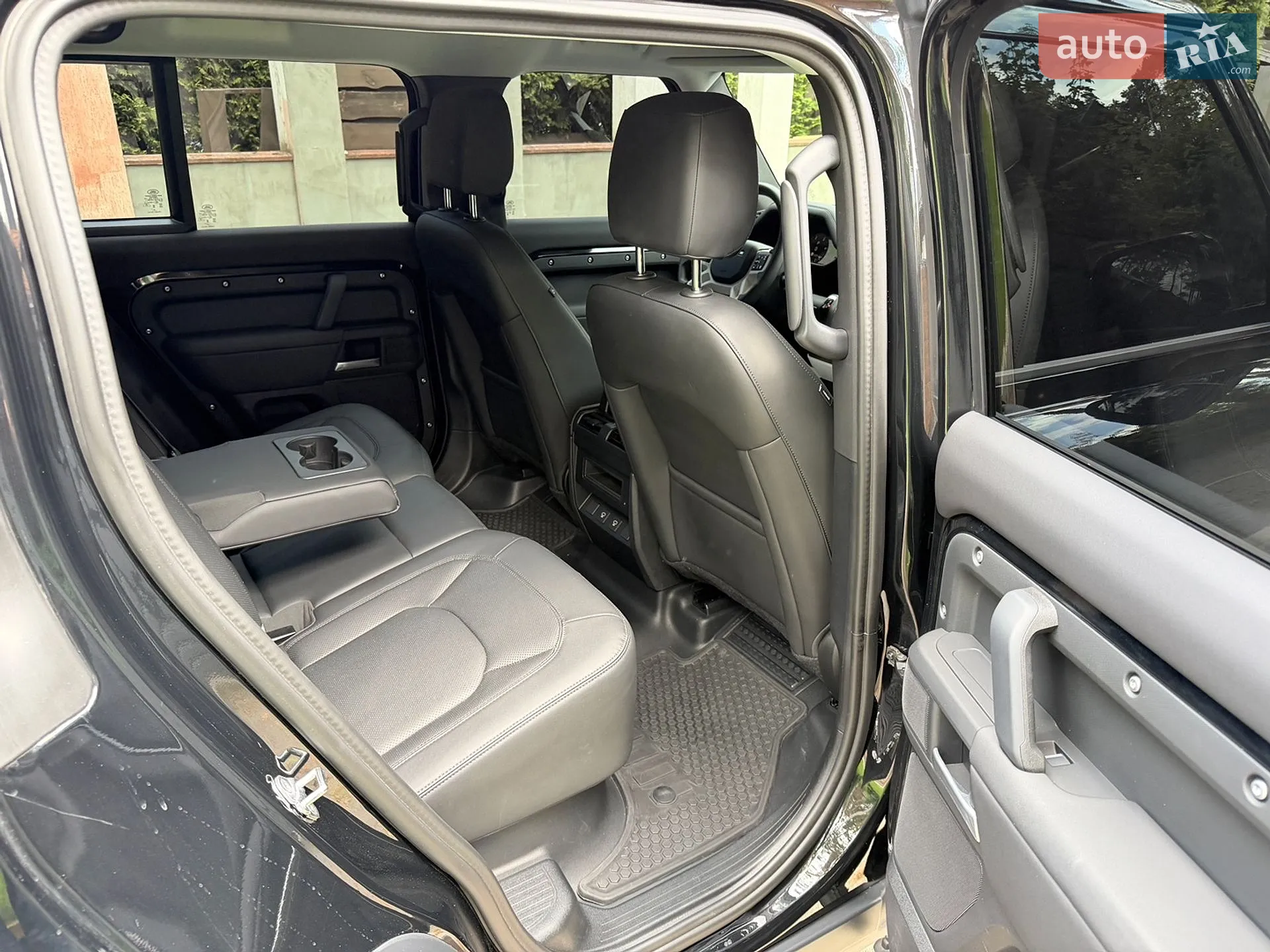 2024 Land Rover Defender - мініатюра 91