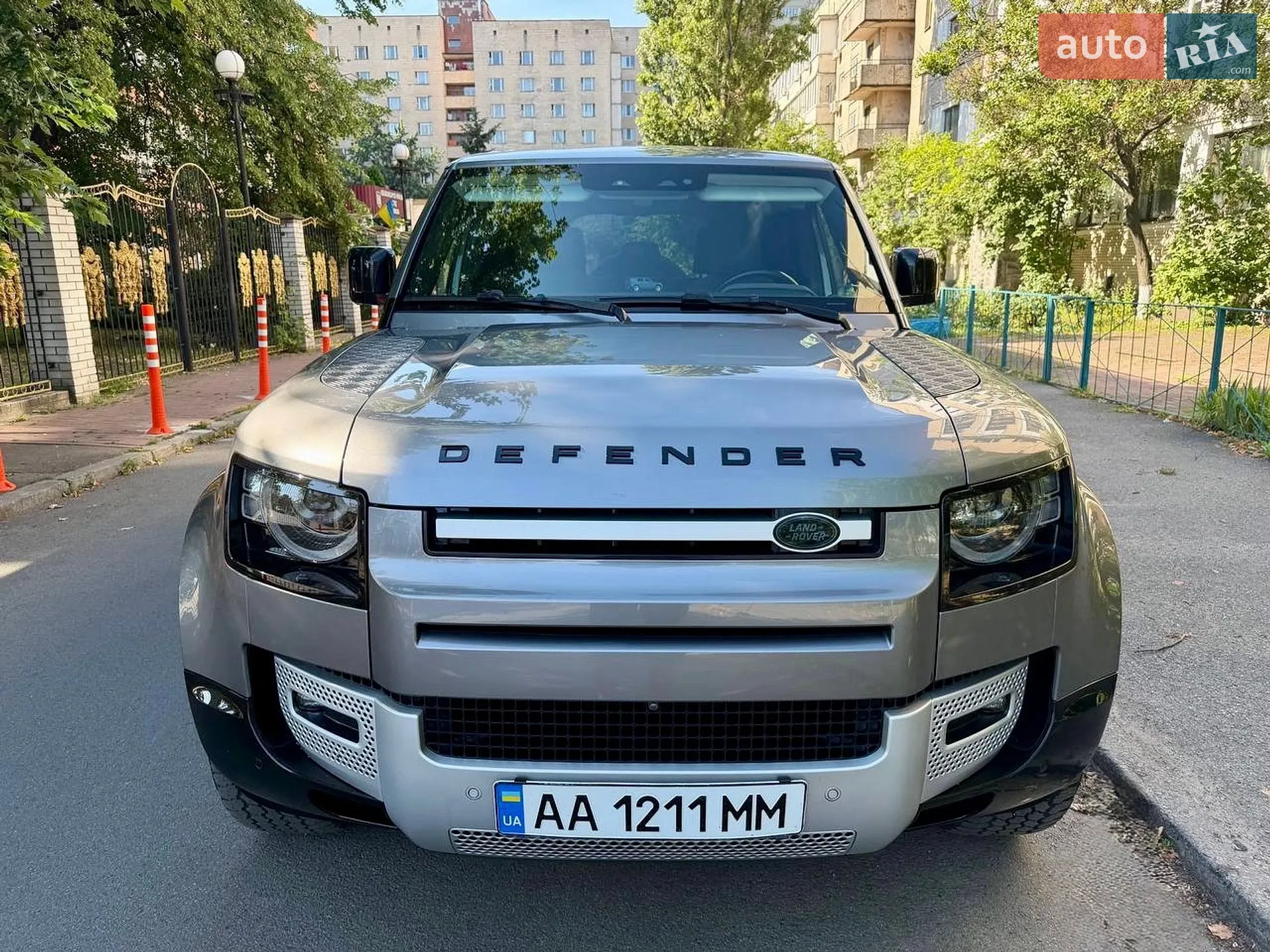 2020 Land Rover Defender - мініатюра 2