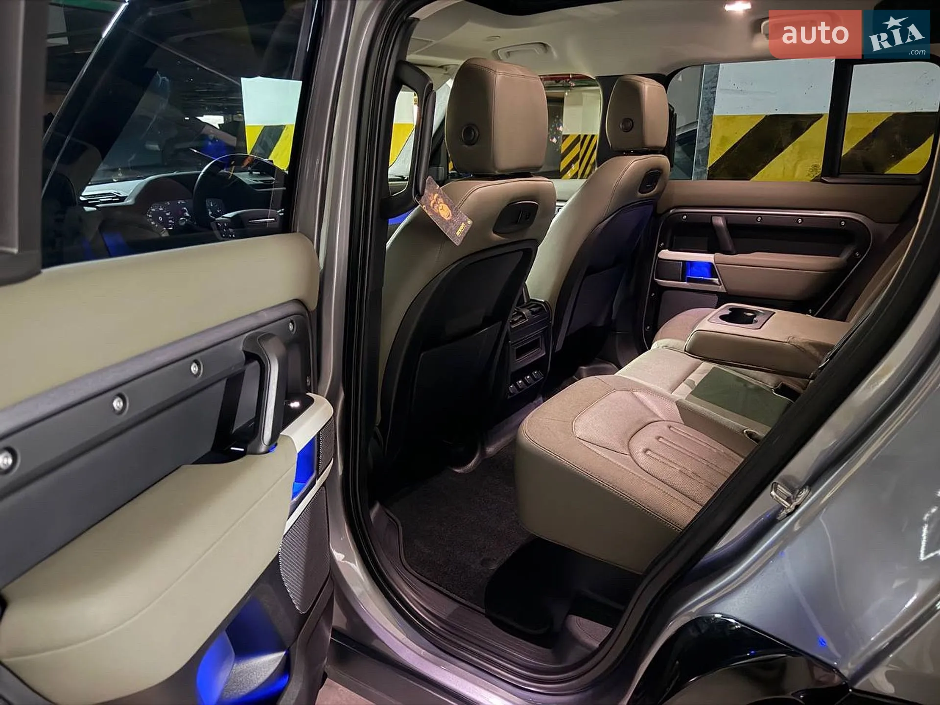 2020 Land Rover Defender - мініатюра 30