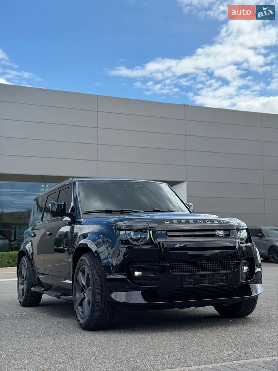 2025 Land Rover Defender - мініатюра 2