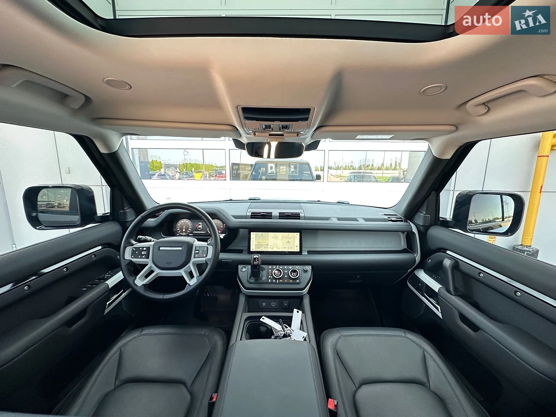 2023 Land Rover Defender - мініатюра 25