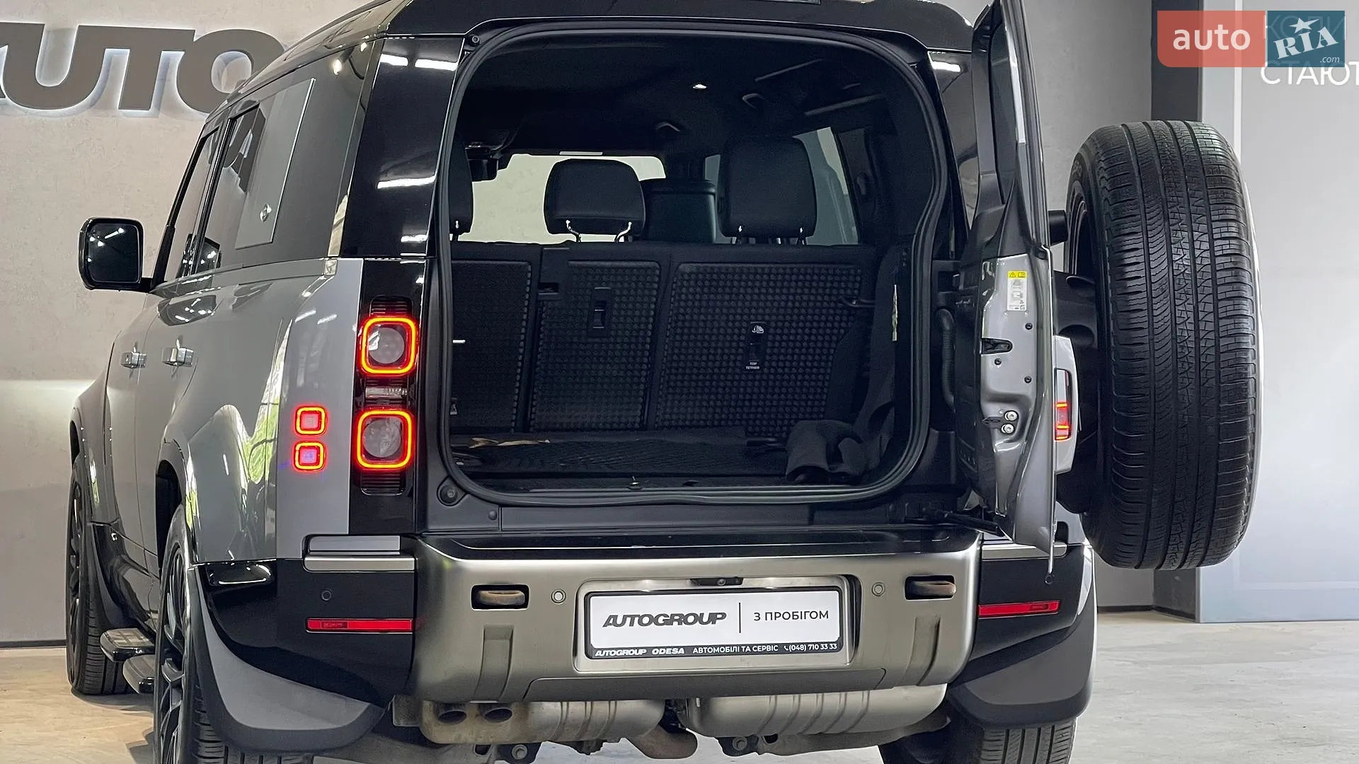 2021 Land Rover Defender - мініатюра 16