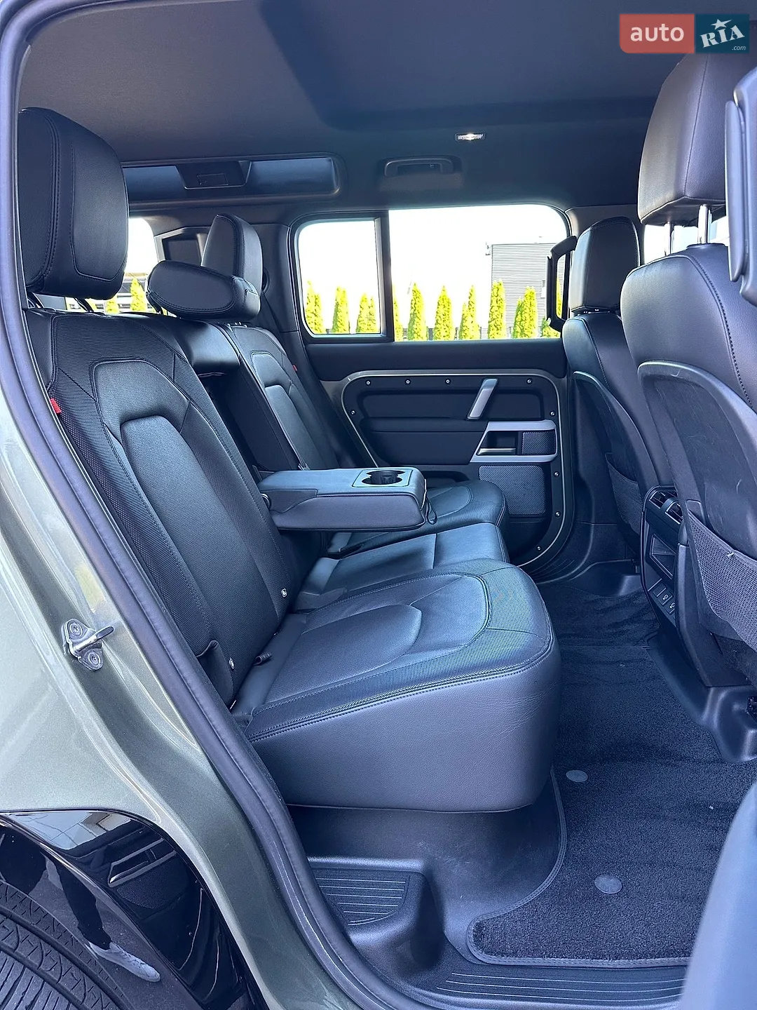 2024 Land Rover Defender - мініатюра 29