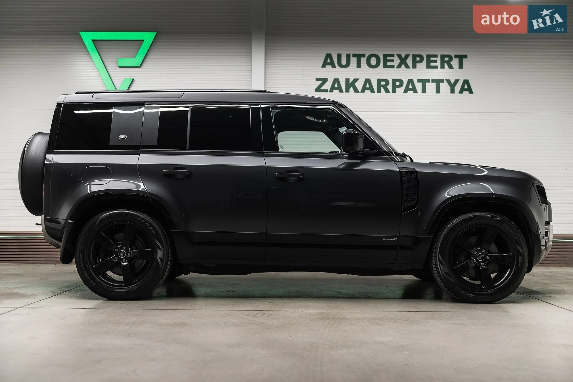2022 Land Rover Defender - мініатюра 10