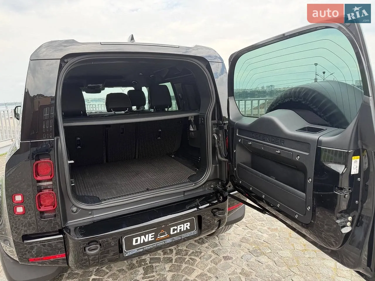 2022 Land Rover Defender - мініатюра 19