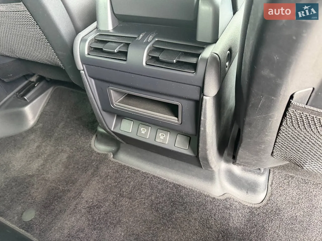 2022 Land Rover Defender - мініатюра 33
