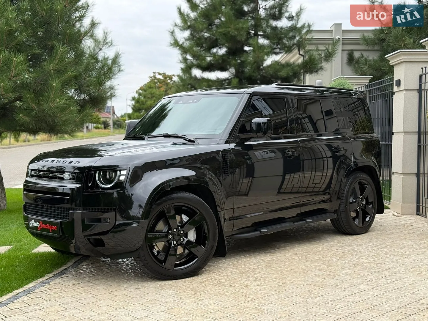 2026 Land Rover Defender - мініатюра 12