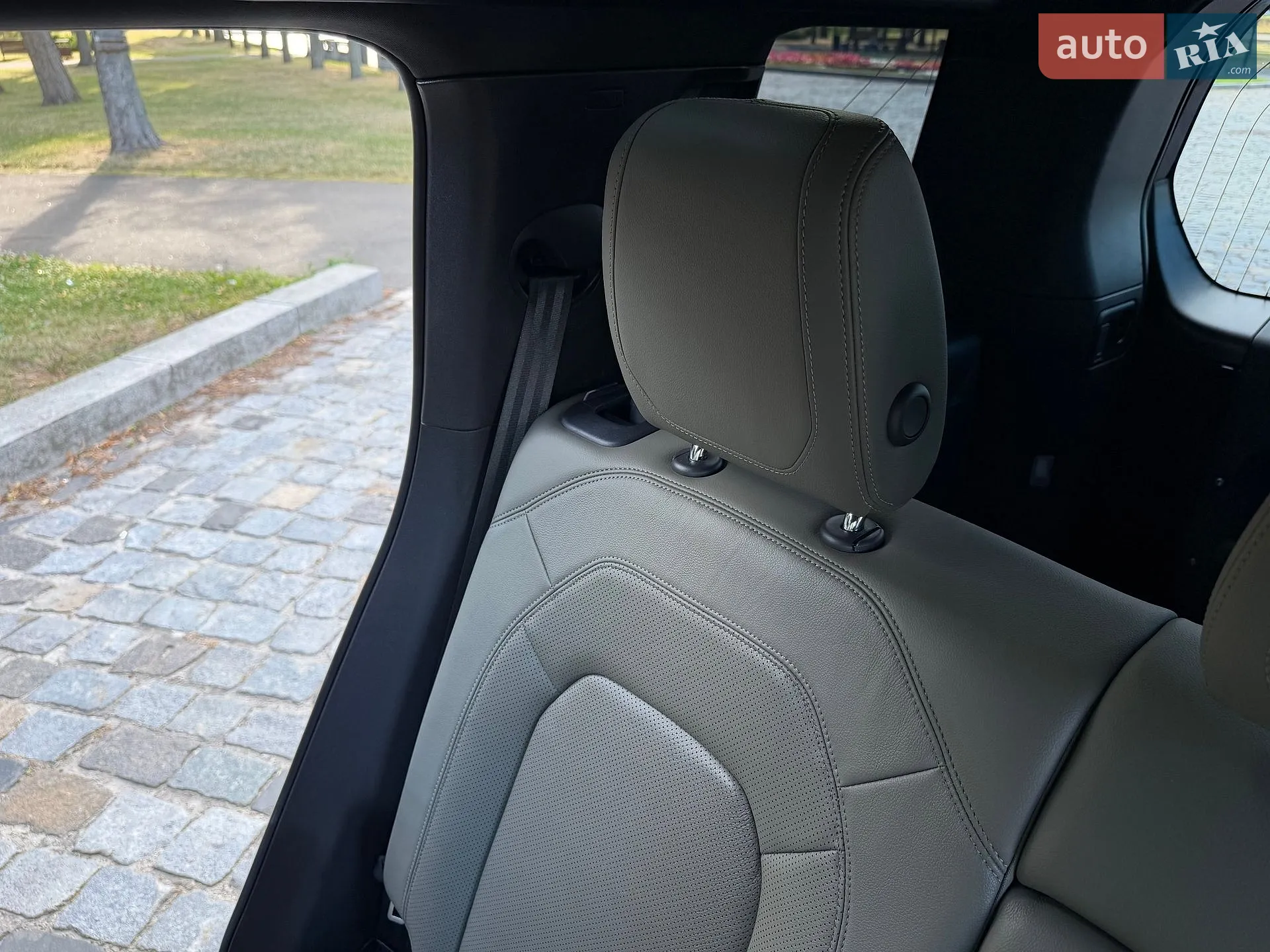 2022 Land Rover Defender - мініатюра 80
