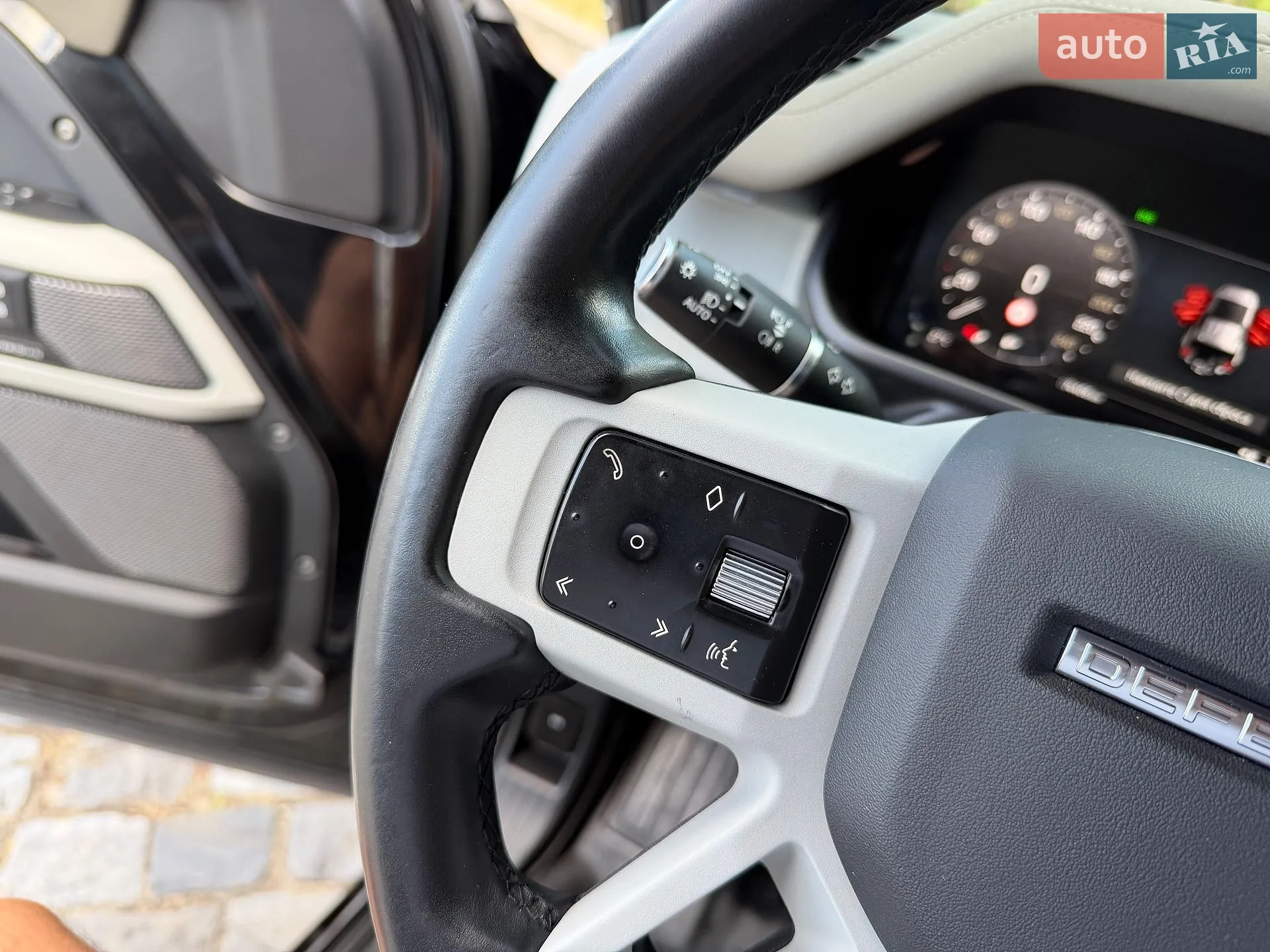 2022 Land Rover Defender - мініатюра 98