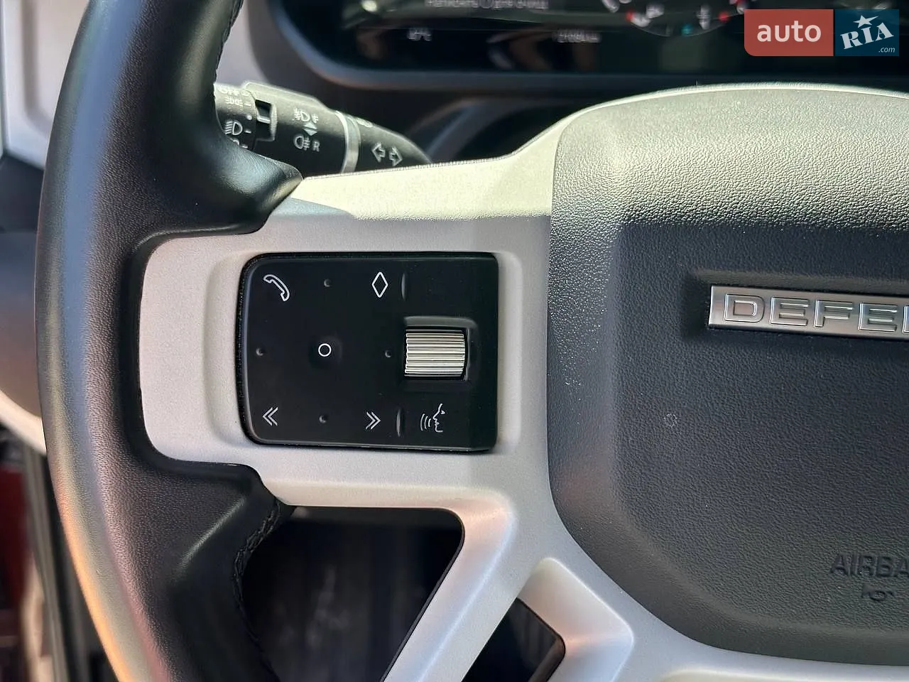 2022 Land Rover Defender - мініатюра 21