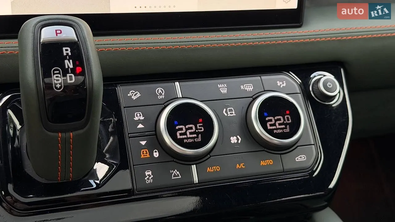 2021 Land Rover Defender - мініатюра 27