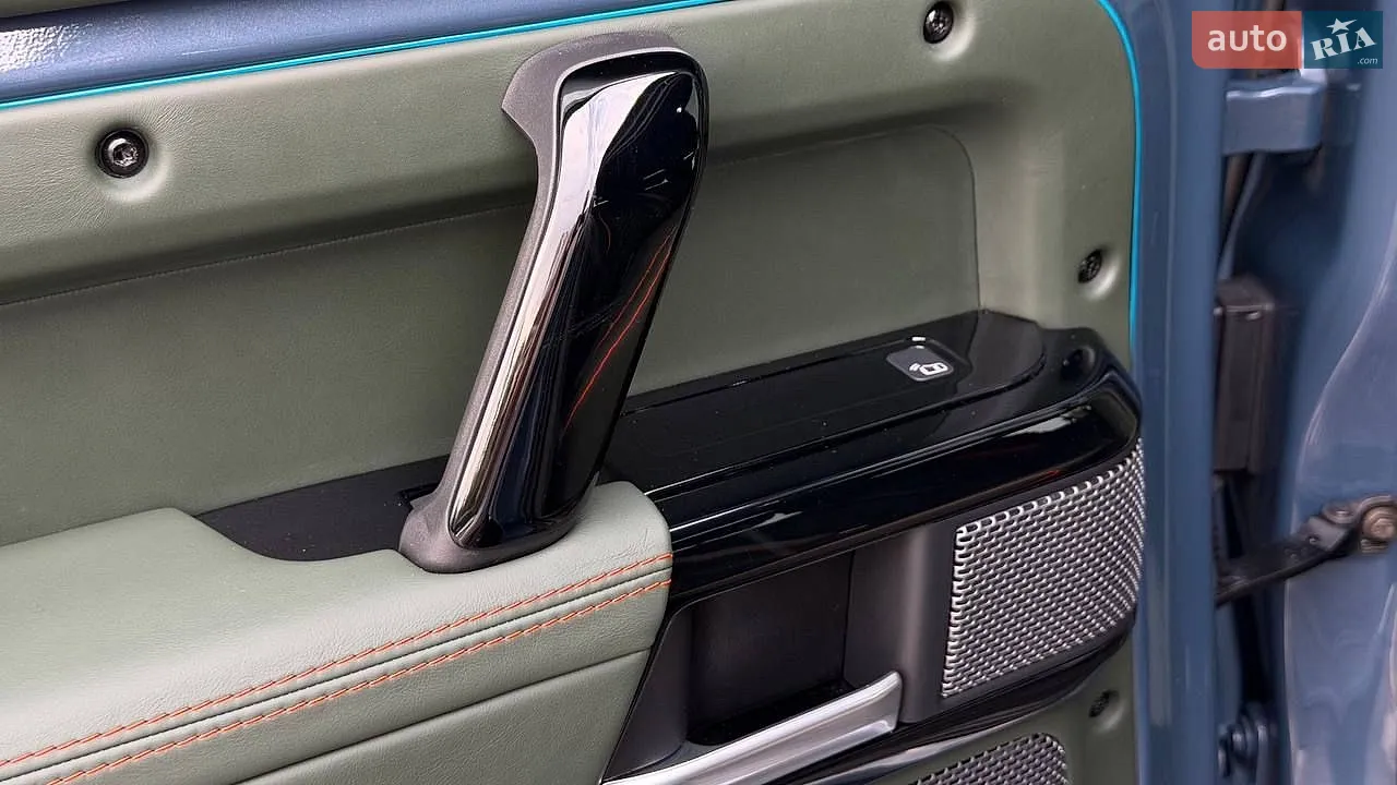 2021 Land Rover Defender - мініатюра 31