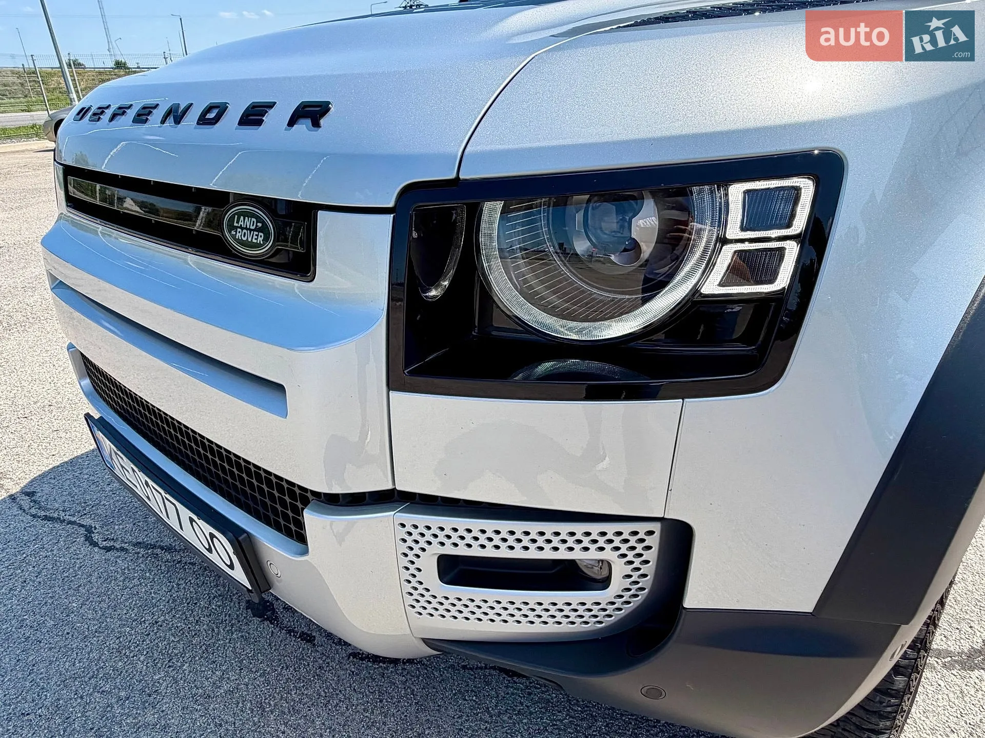 2020 Land Rover Defender - мініатюра 20