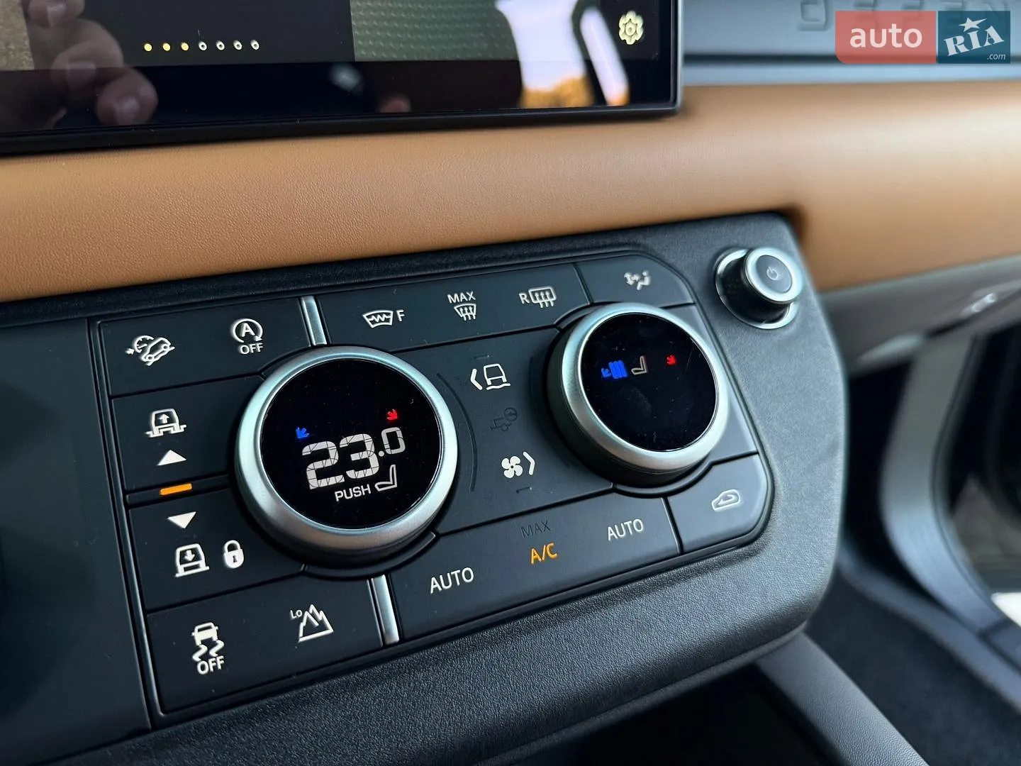 2022 Land Rover Defender - мініатюра 39