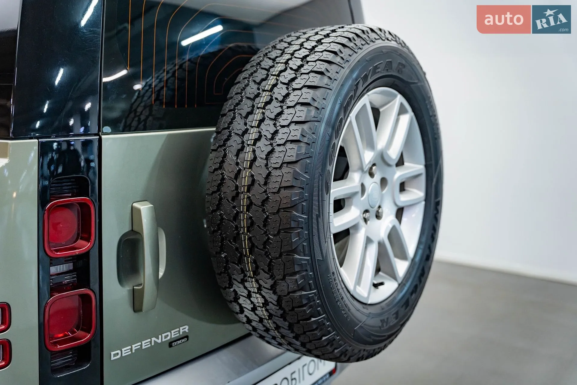 2021 Land Rover Defender - мініатюра 7