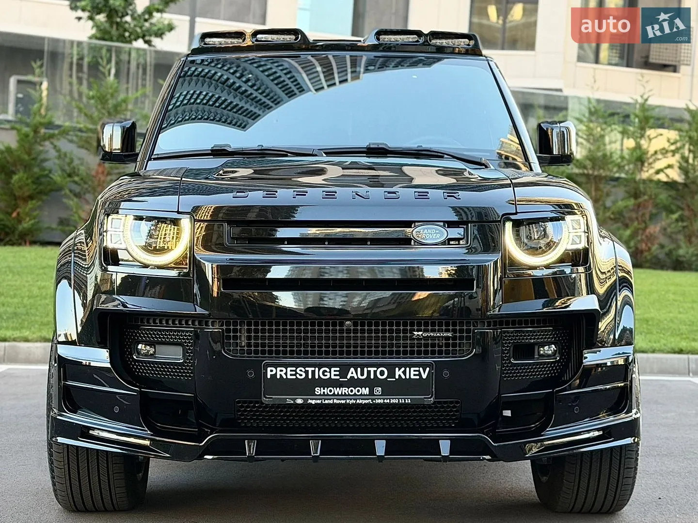 2022 Land Rover Defender - мініатюра 8
