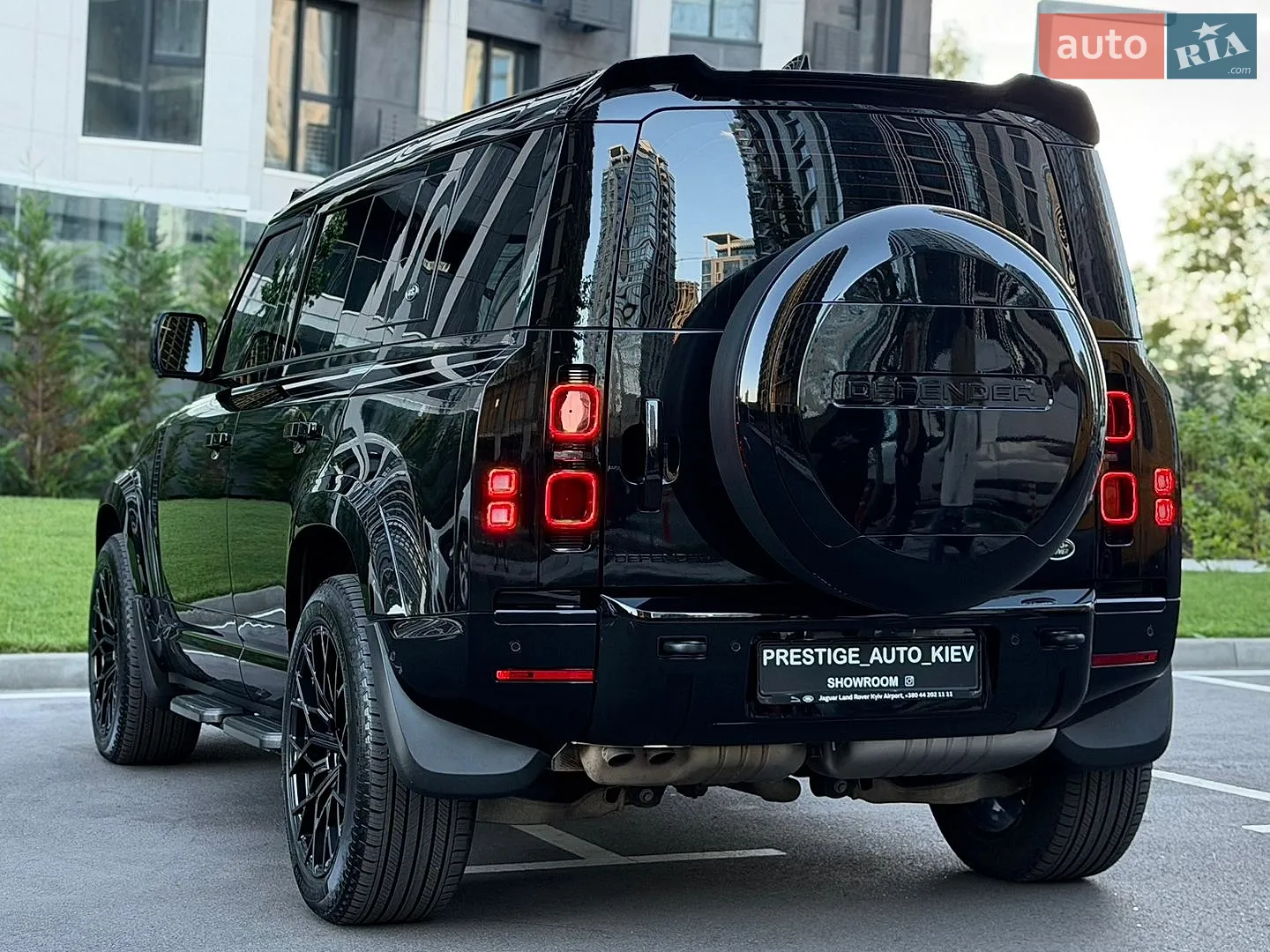 2022 Land Rover Defender - мініатюра 23