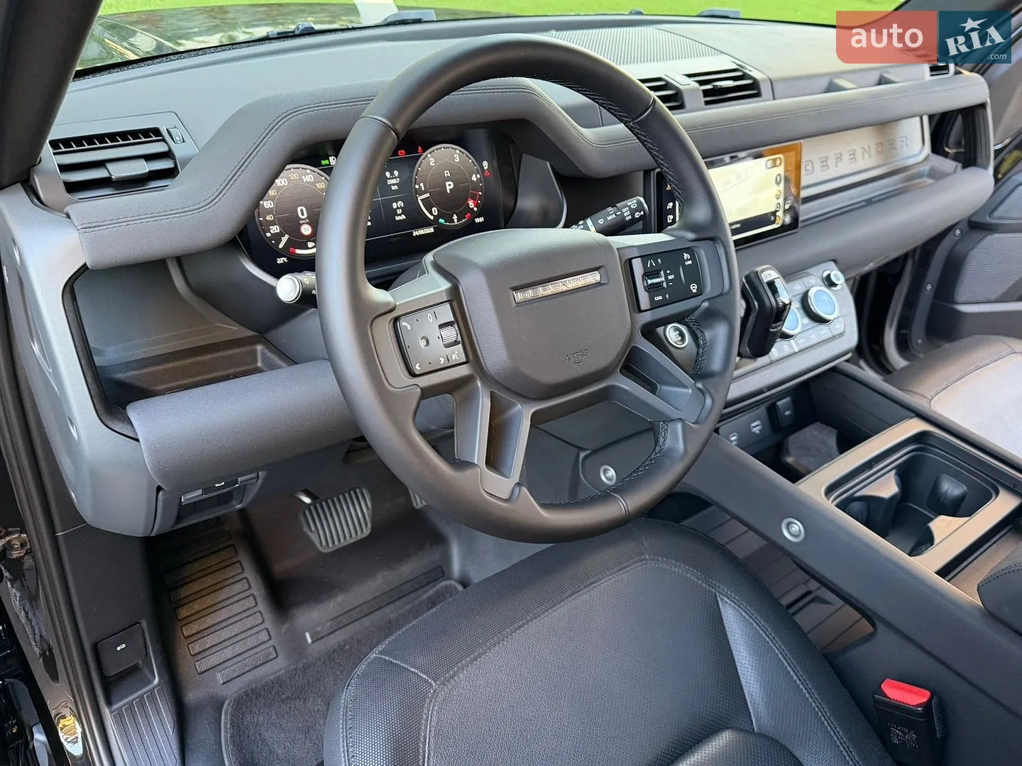 2022 Land Rover Defender - мініатюра 47
