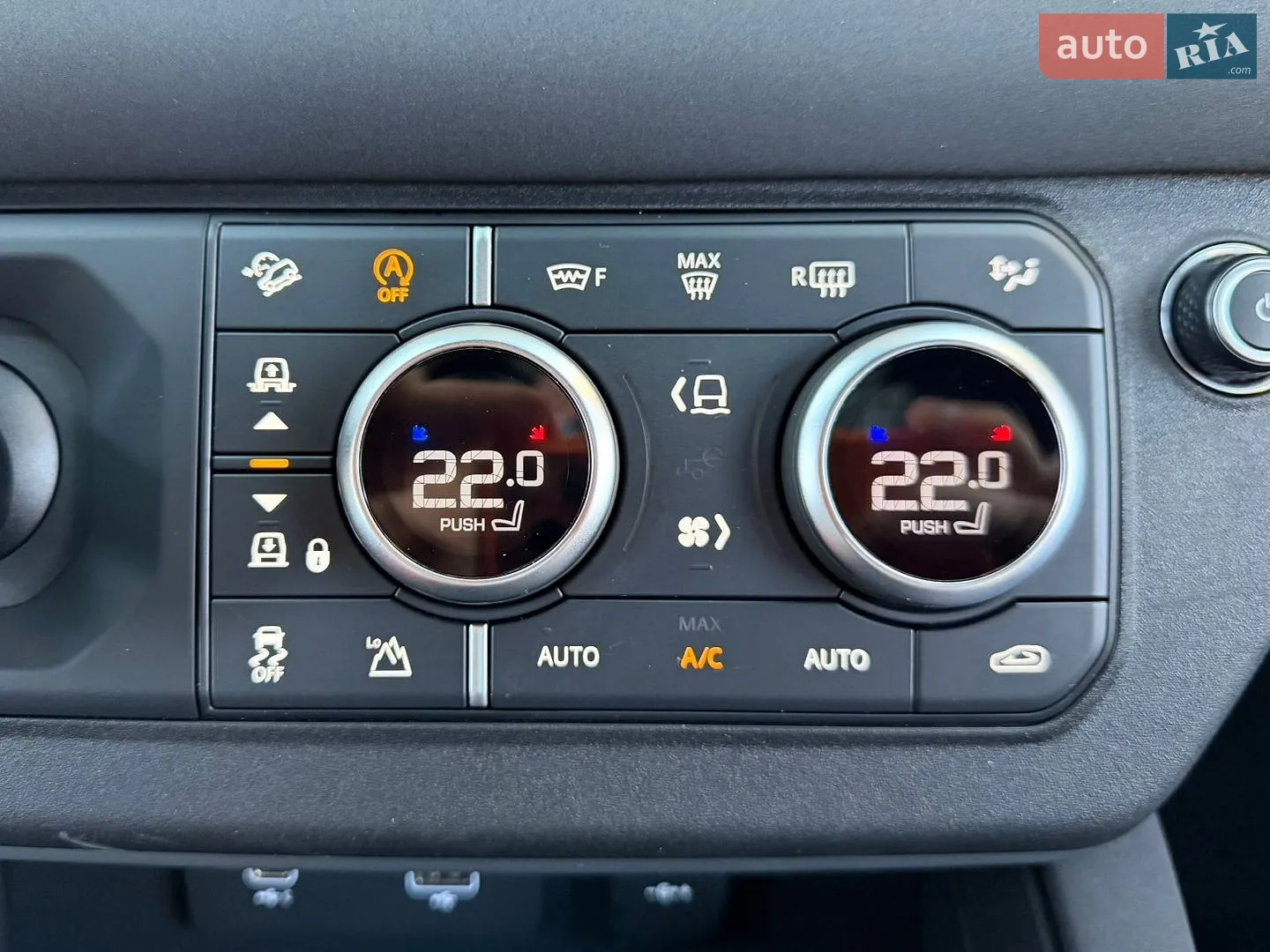 2022 Land Rover Defender - мініатюра 74