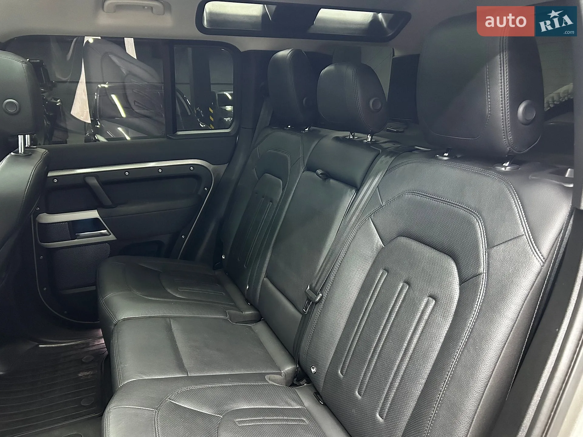 2021 Land Rover Defender - мініатюра 27