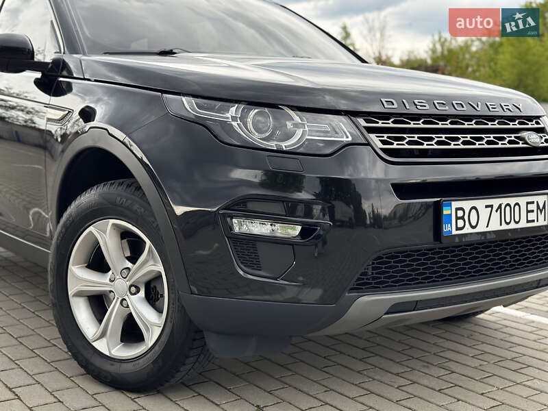 Внедорожник / Кроссовер Land Rover Discovery Sport 2017 в Тернополе
