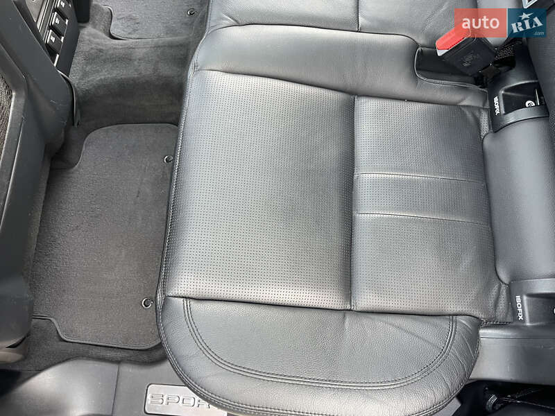 Позашляховик / Кросовер Land Rover Discovery Sport 2017 в Києві