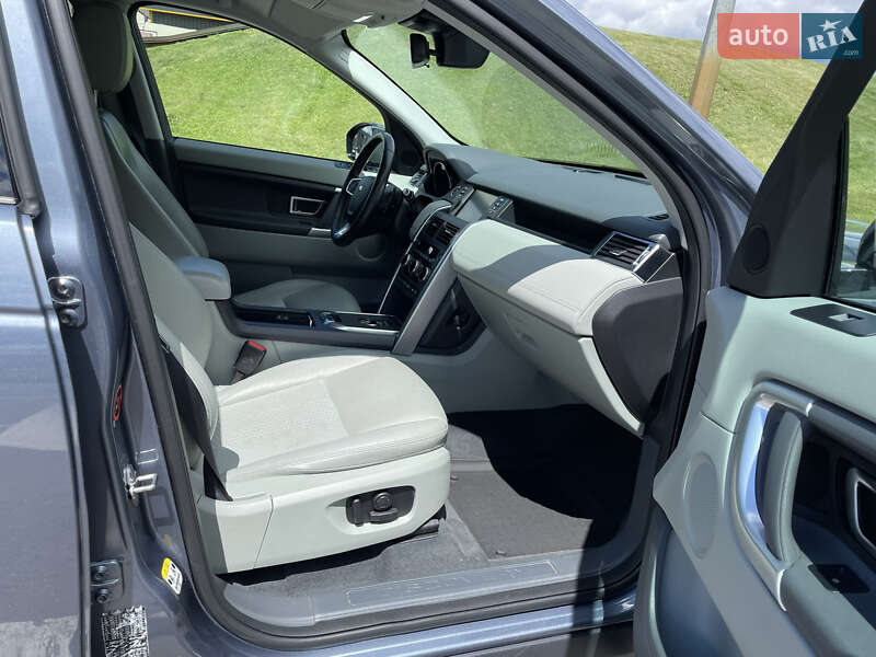 Позашляховик / Кросовер Land Rover Discovery Sport 2018 в Києві