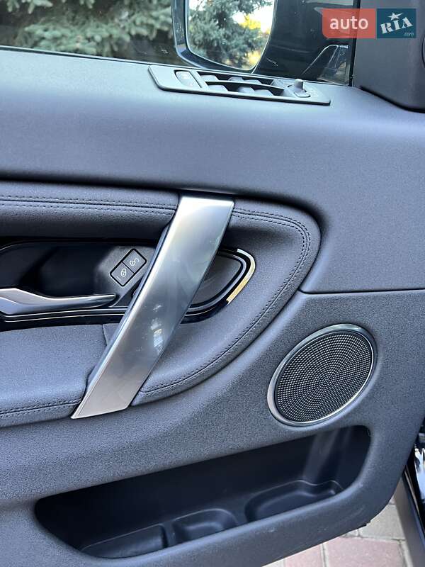 Внедорожник / Кроссовер Land Rover Discovery Sport 2019 в Киеве