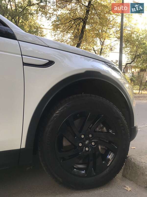 Внедорожник / Кроссовер Land Rover Discovery Sport 2020 в Киеве фото 13 Внедорожник / Кроссовер Land Rover Discovery Sport 2020 в Киеве