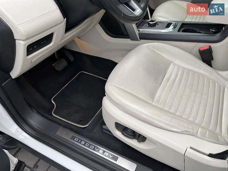 Внедорожник / Кроссовер Land Rover Discovery Sport 2018 в Киеве