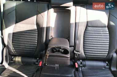 Внедорожник / Кроссовер Land Rover Discovery Sport 2020 в 